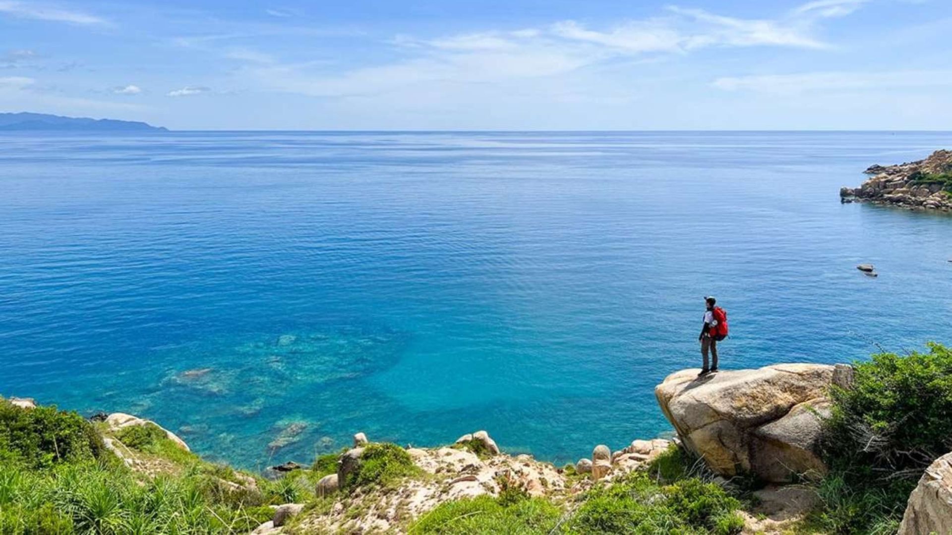 Chàng trai chinh phục cực Đông Việt Nam với tour trekking Mũi Đôi