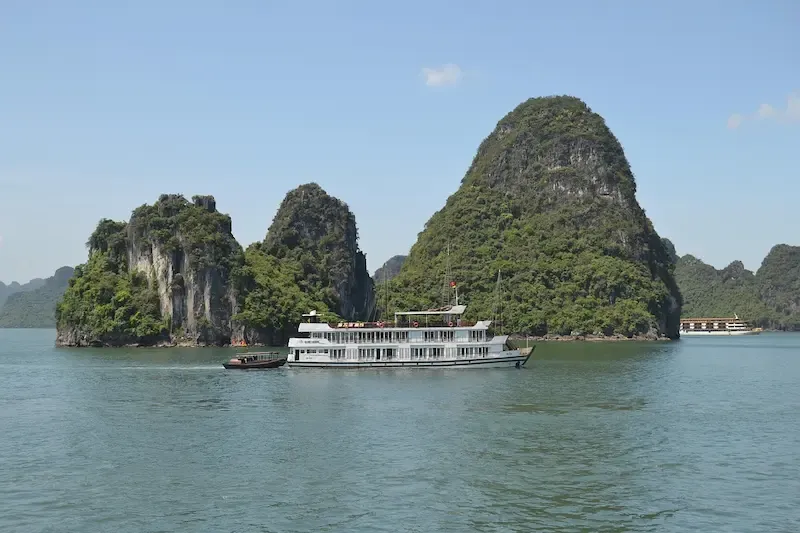 2.ha Long Bay Is Called a Natural Wonder of Vietnam