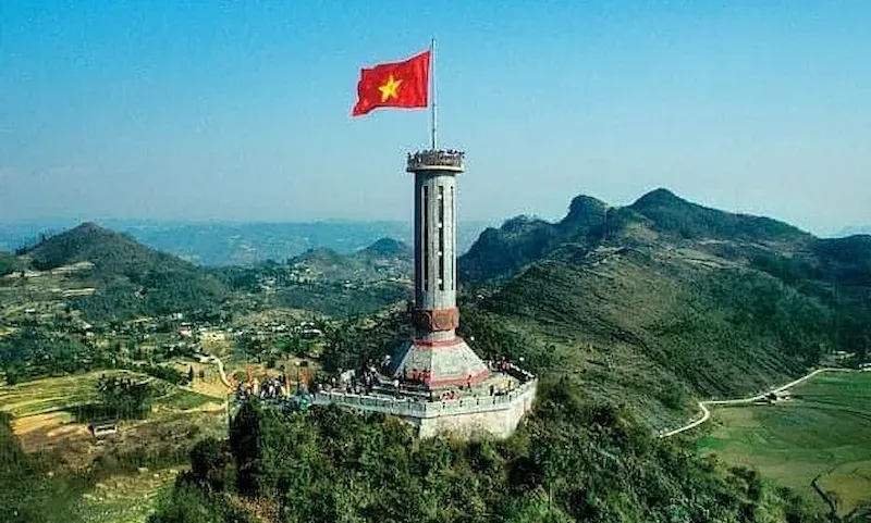 Lung Cu Flag Tower