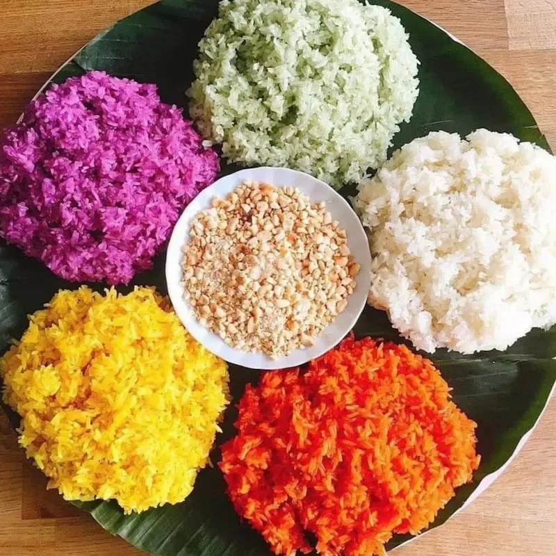 Xoi Ngu Sac Dish in Vietnam
