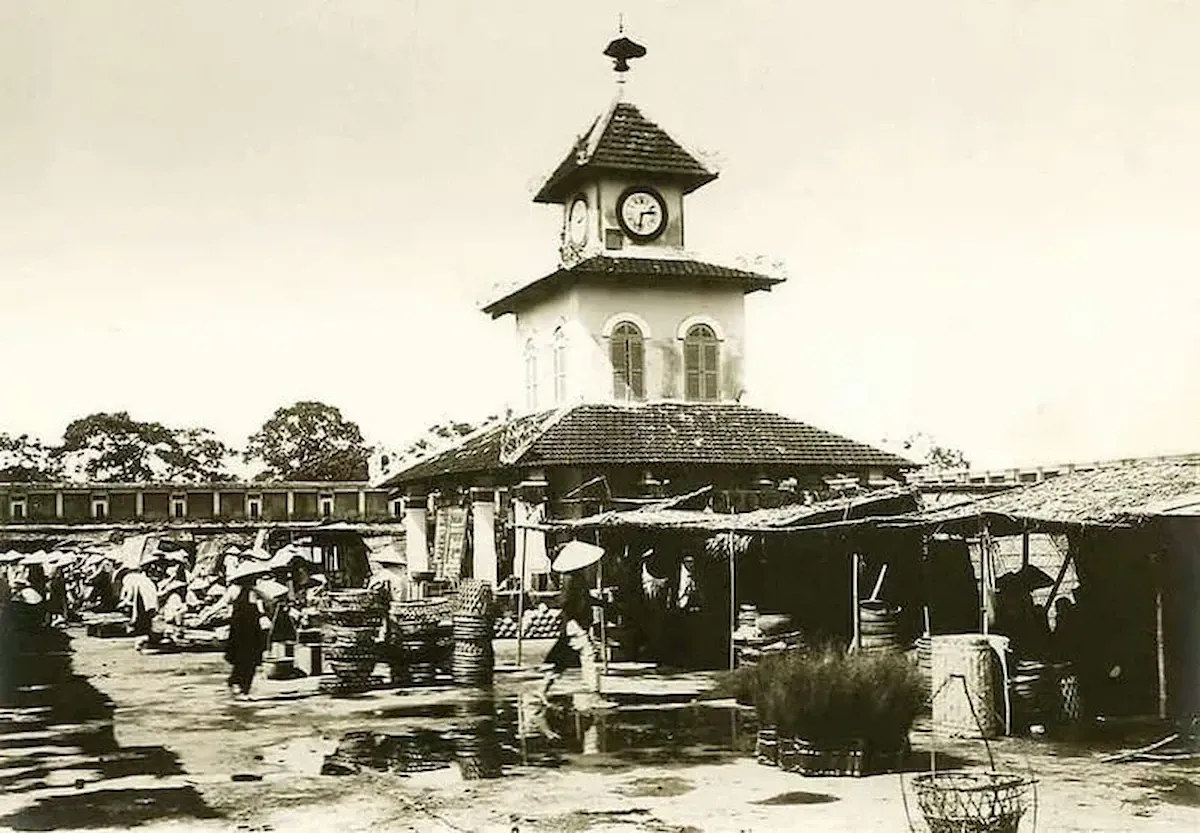 Chợ Đông Ba lúc mới hình thành