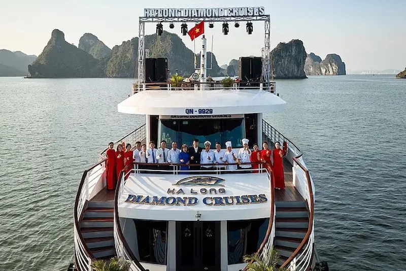 5 Star Luxury Cruise of Halong Bay   Diamond Cruises