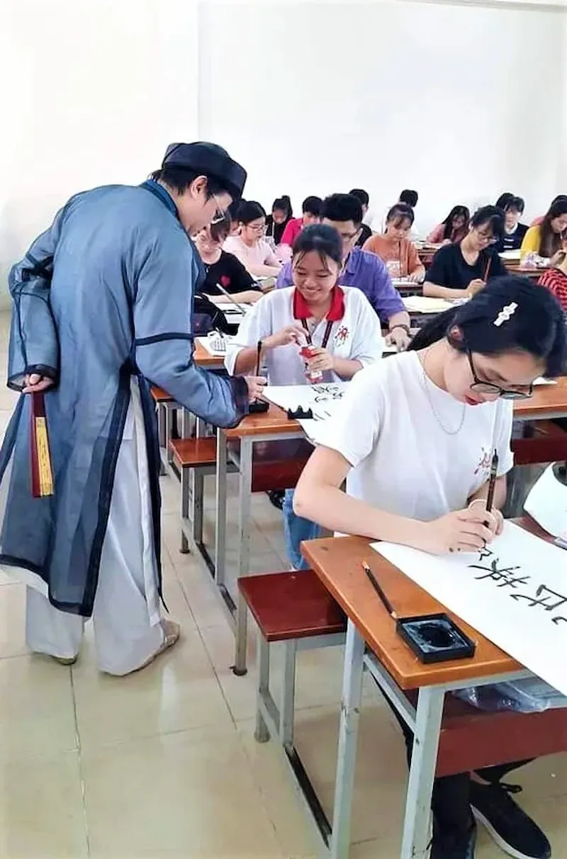 Ao Dai Worn by a Teacher in Vietnamese University