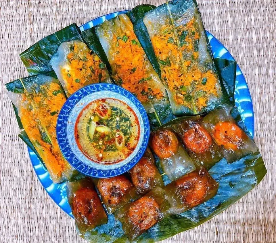 Bánh lọc và bánh nậm Huế