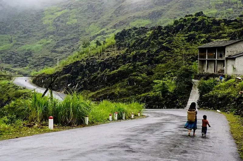 Quan Ba (nam Dam Village)