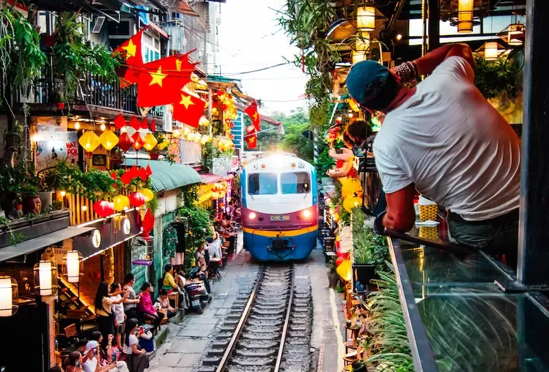 8. Hanoi Train Tracks Are a Tour Attraction in Itself Which Is Quite Interesting