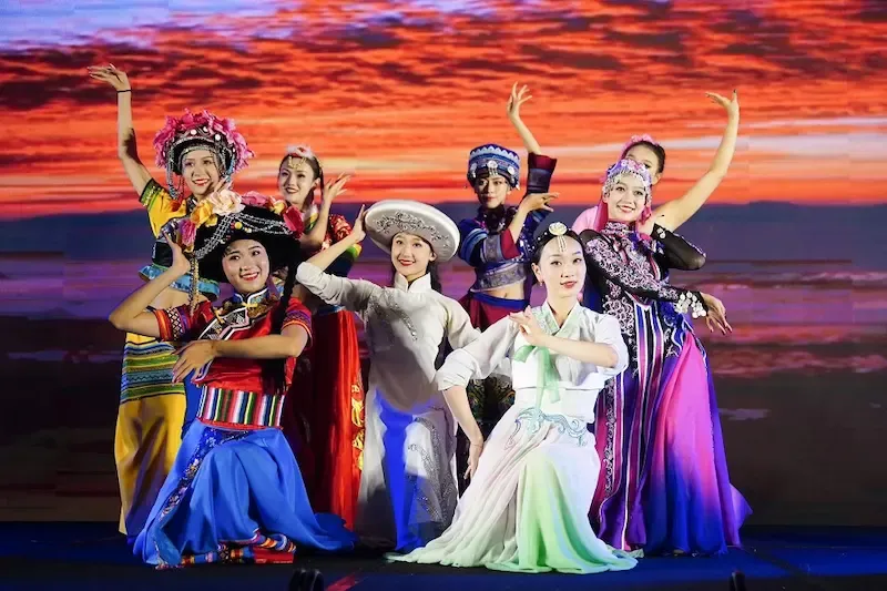 Folk Songs During Mid Autum Festival in Ho Chi Minh City