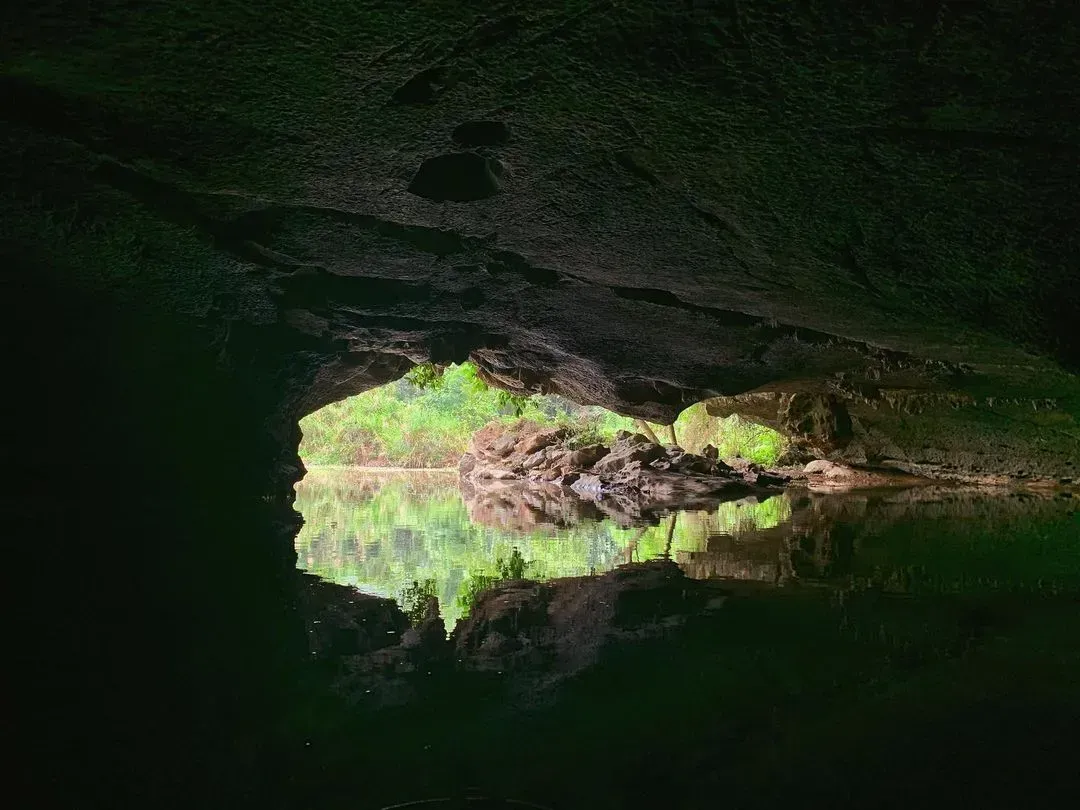 hang bụt thung nham