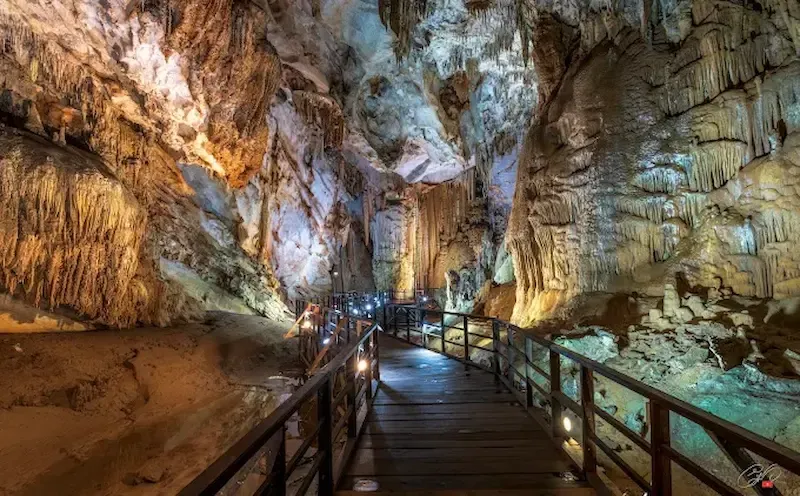 Paradise Cave in Phong Nha