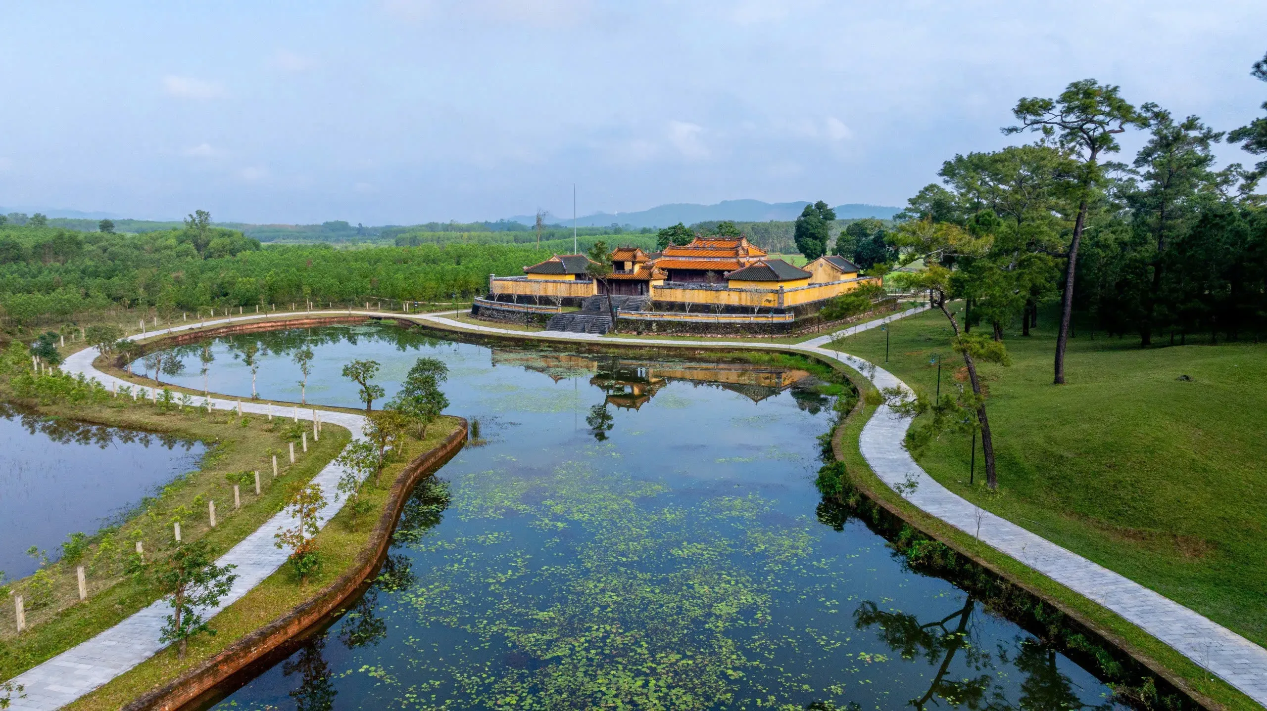 lang gia long noi yen nghi cua vi vua dau tien trieu nguyen