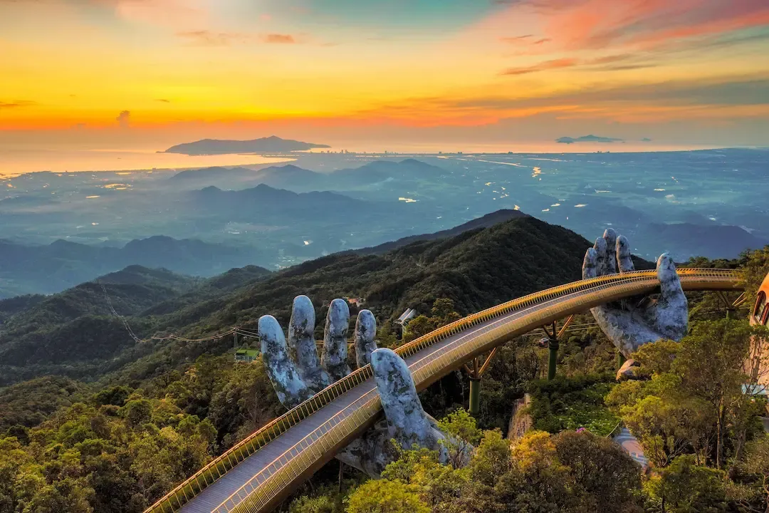 Ba Na Hills Golden bridge