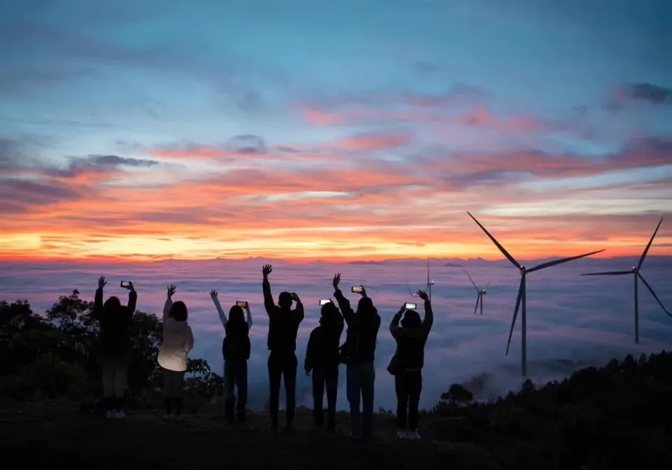 nhóm bạn săn mây ở khe sanh quảng trị