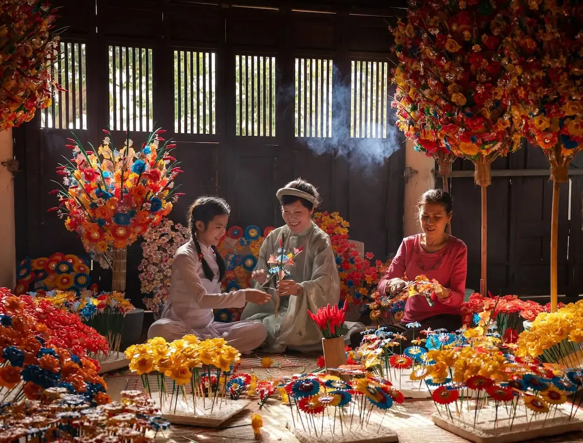 Làm hoa giấy Thanh Tiên tại Huế