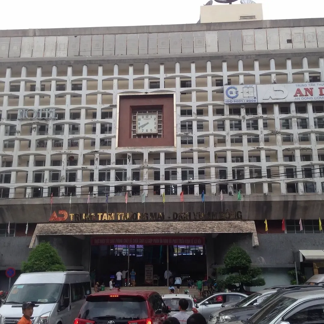 Entrance of the an Dong Market, Saigon