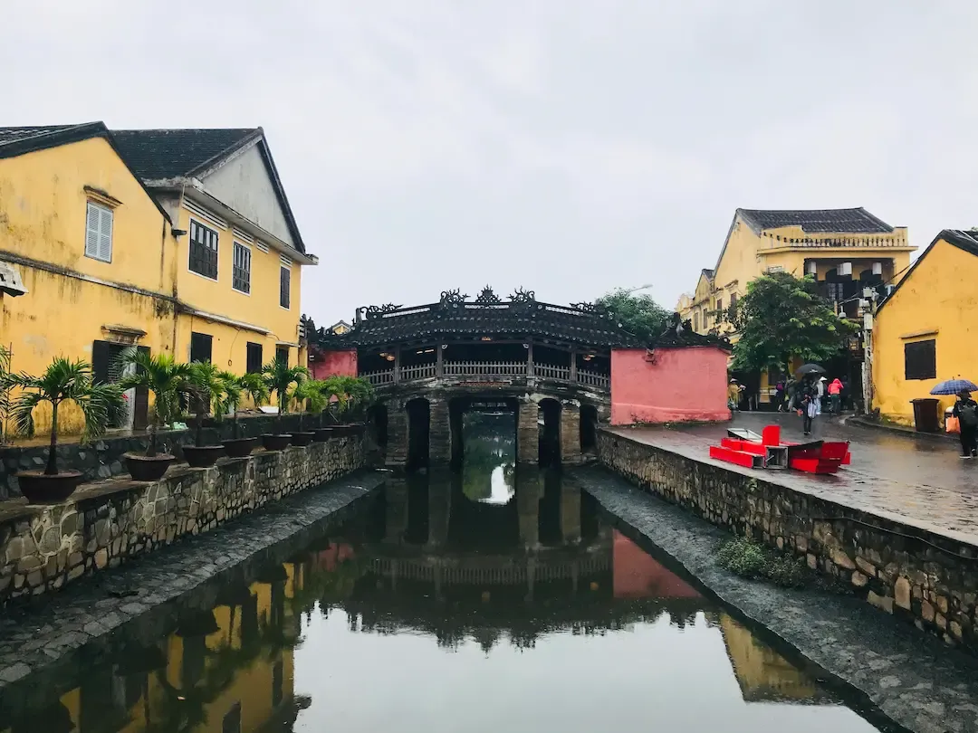 the Japanese Bridge in Hoi An