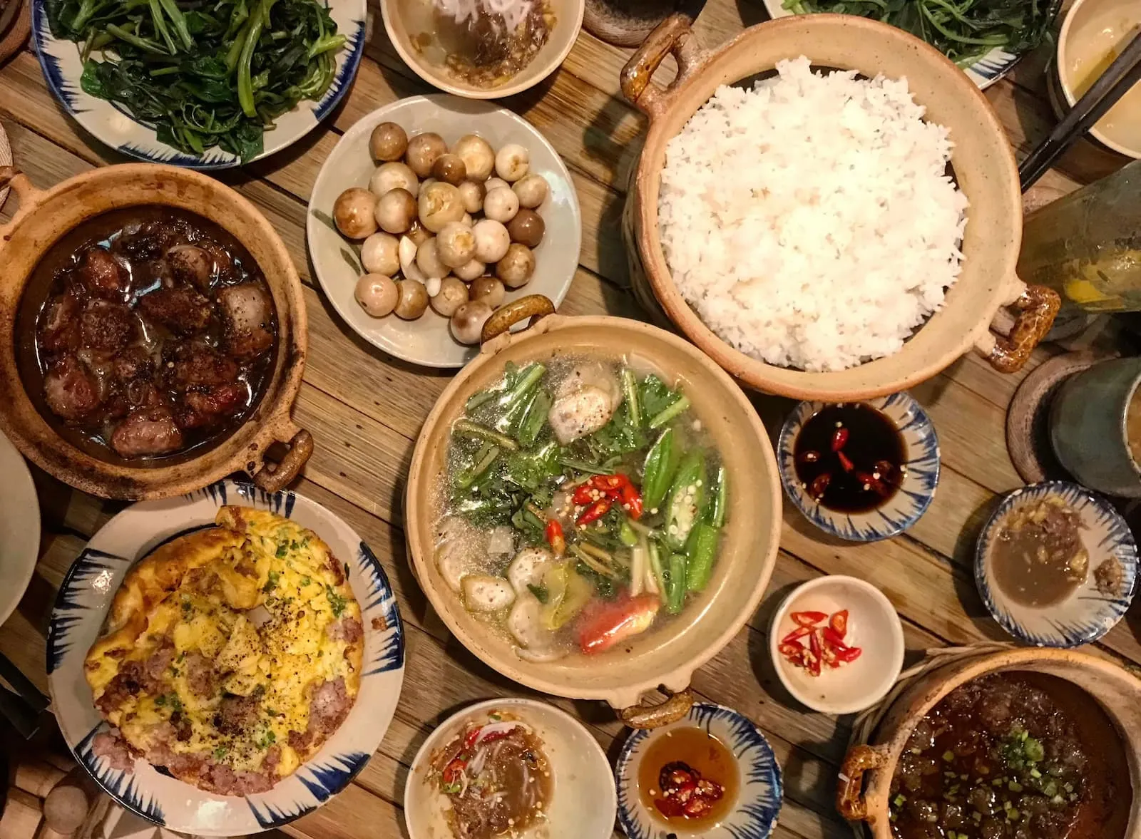 phong nha restaurants