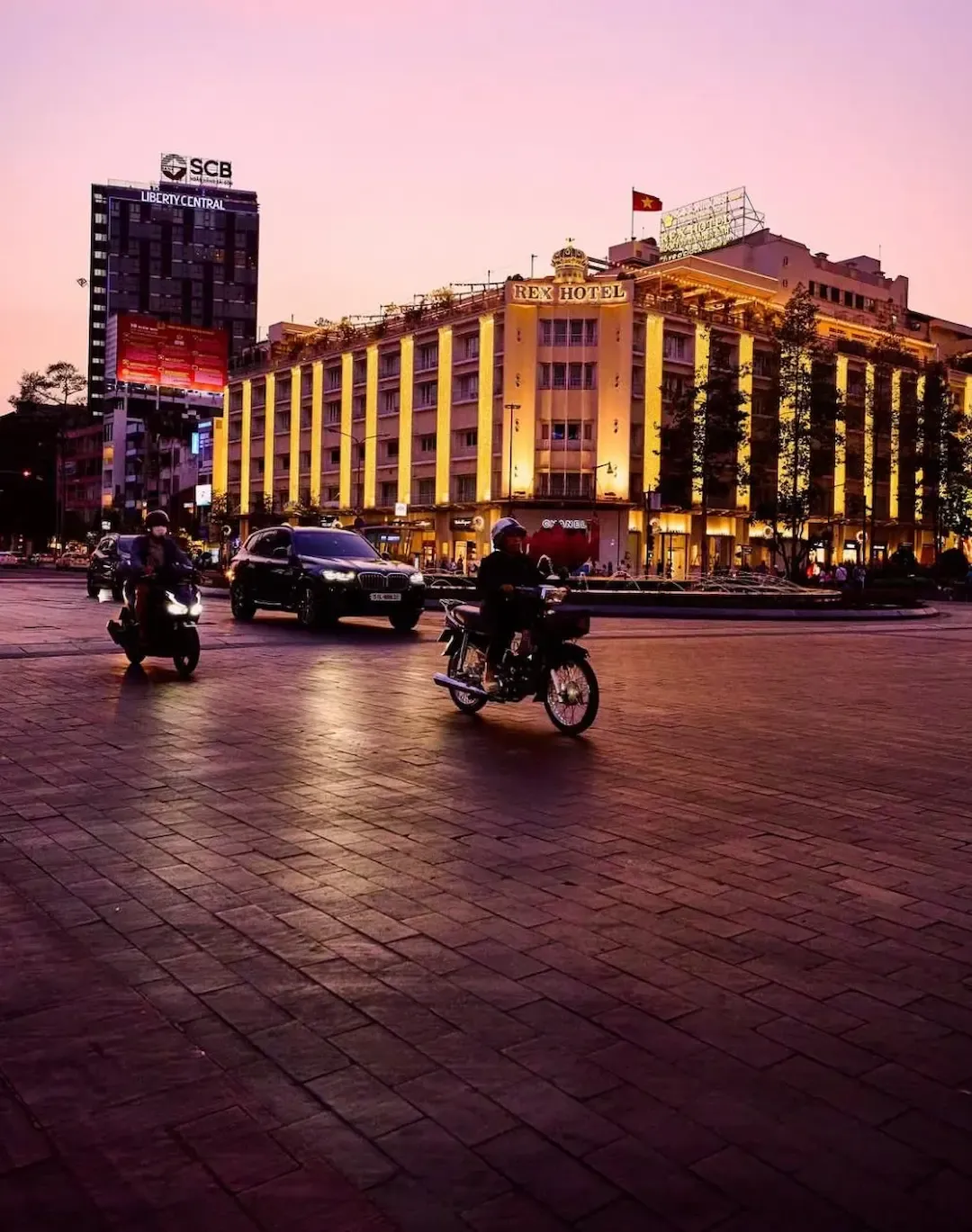 Many Expats Prefer to Stay in District 1