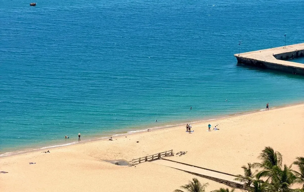kinh nghiem kham pha top 11 dia diem bien nha trang dep nhat