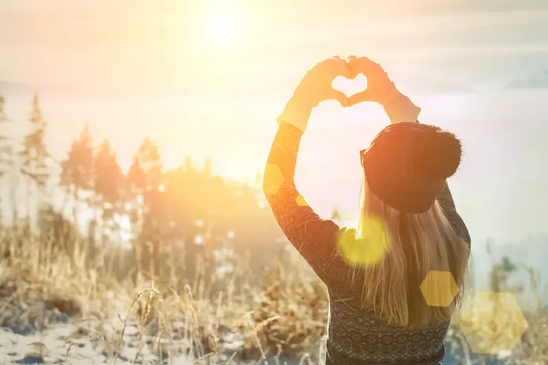 3. Bunch of Tourists Clicking Photos During Snow Fall on Mau Son Mountain