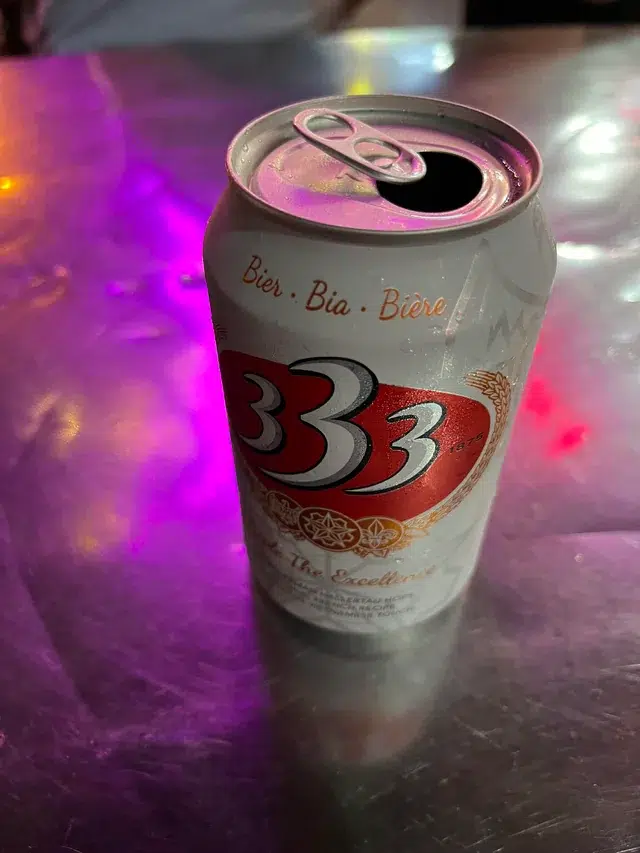 פחית בירה 333 בהאנוי