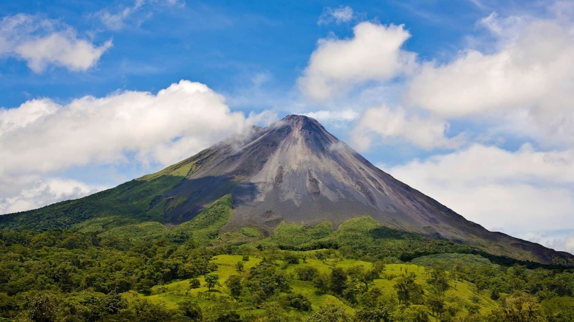 Vườn quốc gia núi lửa Arenal là một điểm đến hấp dẫn