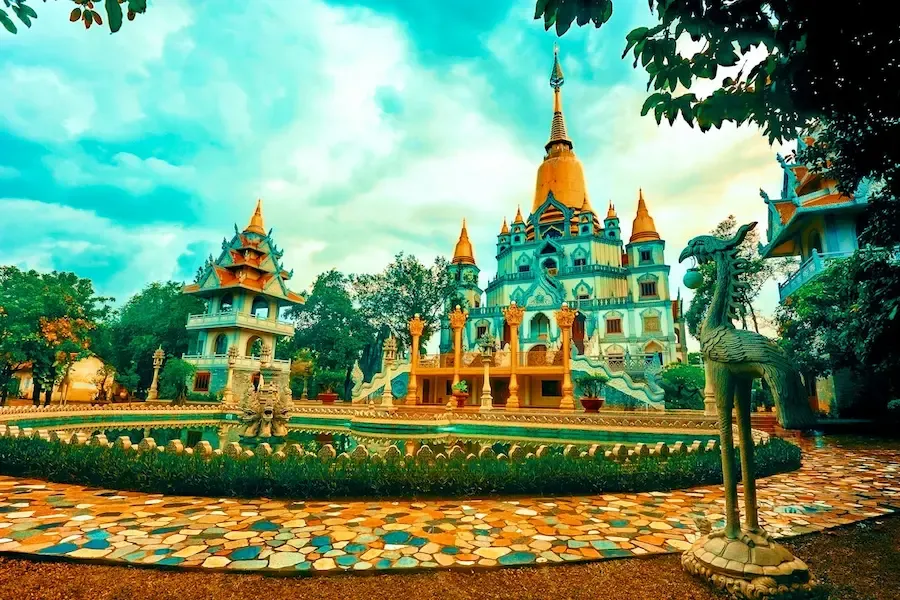 buu long pagoda saigons stunning thai style temple