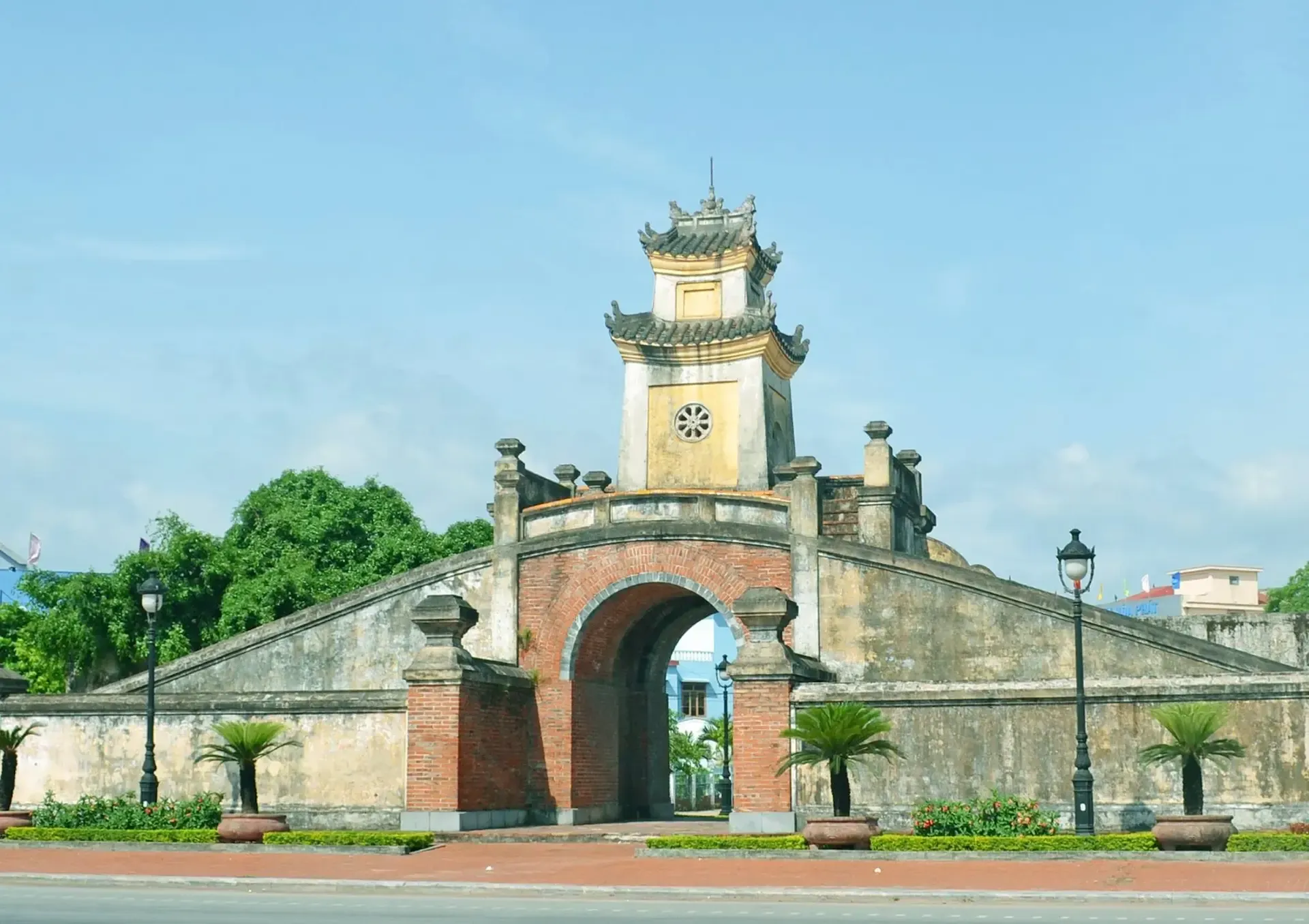 Lũy Thầy Là Nơi Để Tìm Hiểu Về Lịch Sử Hào Hùng Khi Du Lịch Đồng Hới