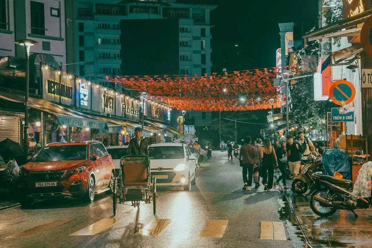 Khu phố Tây Huế