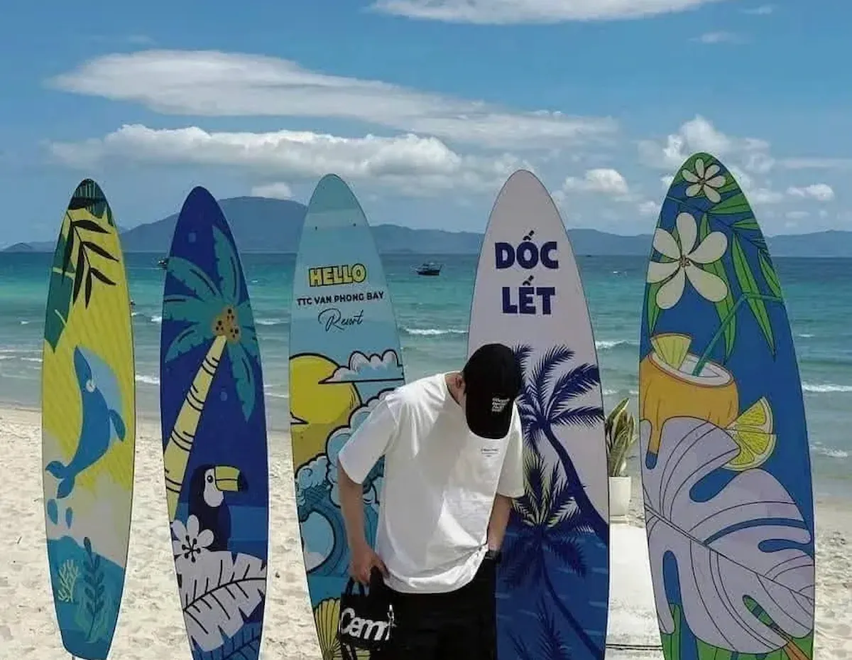 Bãi biển Dốc Lết ở Nha Trang