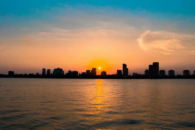 best sunset spots in hanoi