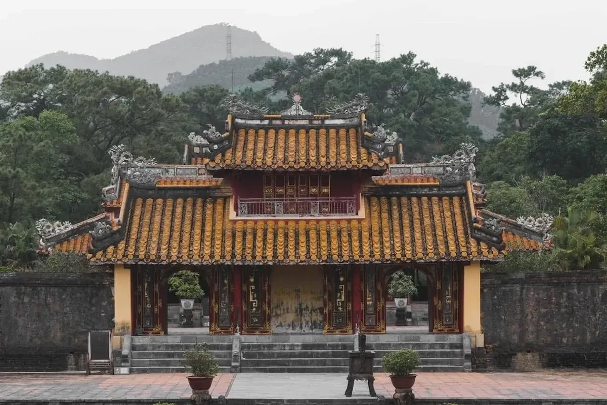 Hiển Đức Môn ở lăng Minh Mạng