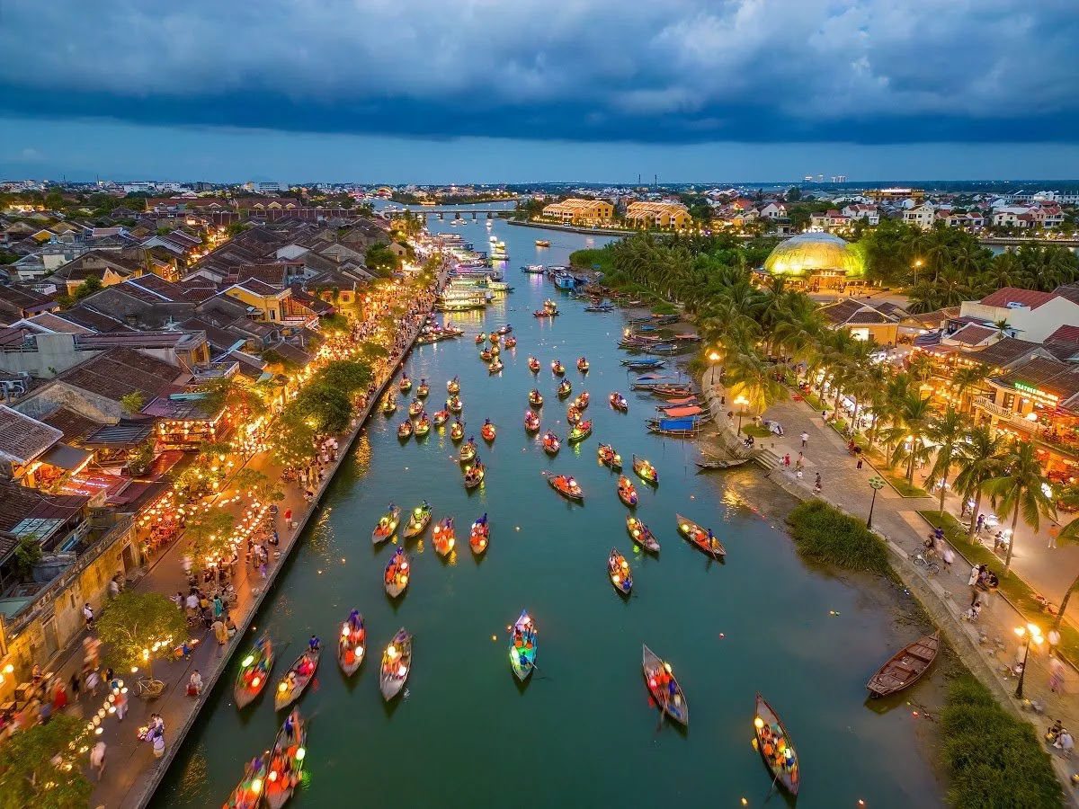 hoi an weather by month rain floods and best time