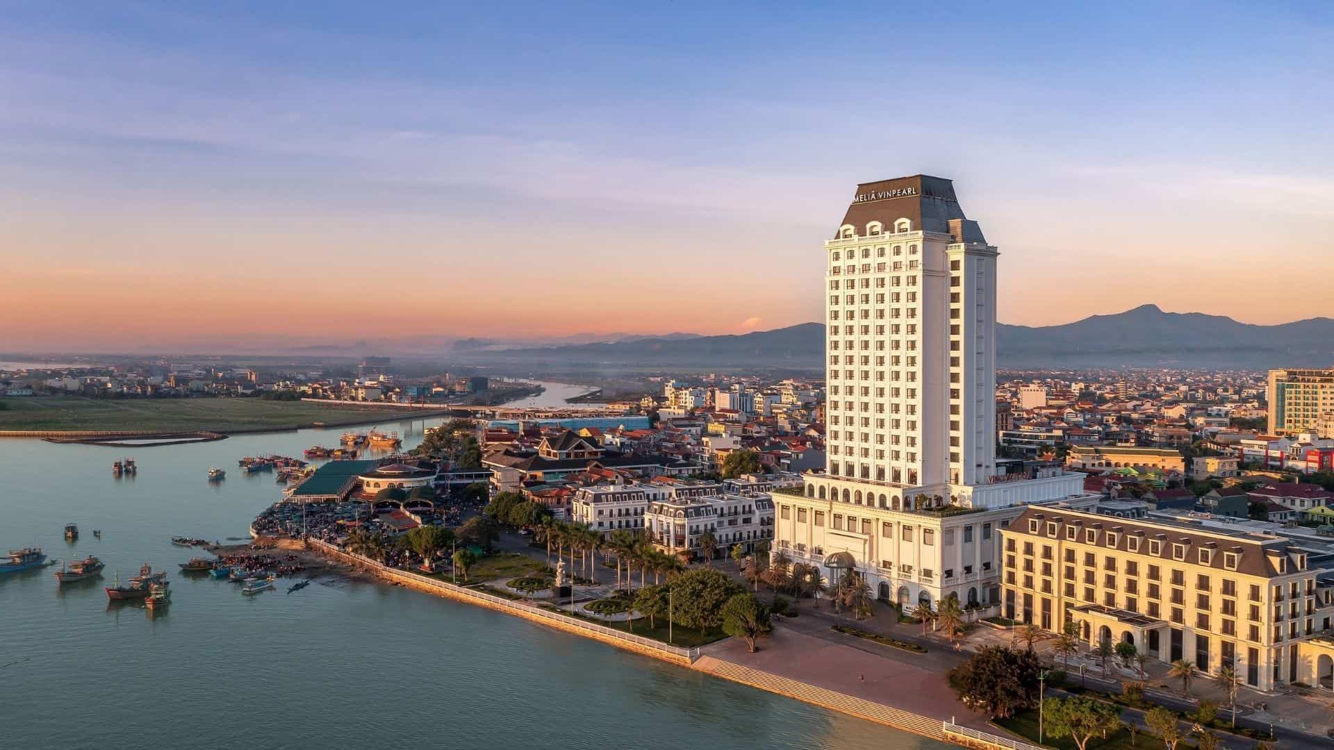 Khách Sạn Meliá Vinpearl Quảng Bình Nằm Giữa Trung Tâm Đồng Hới Quảng Bình