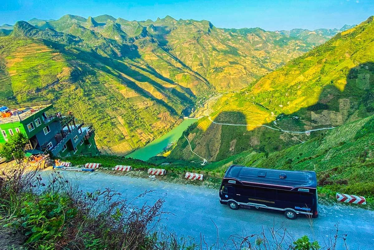a Bus From Hanoi to Ha Giang