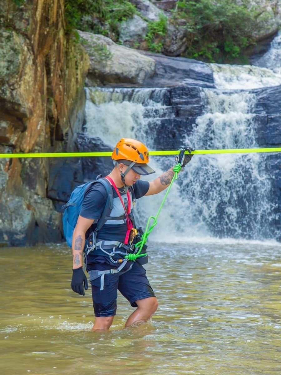 Du Khách Đem Theo Hành Lý Gọn Nhẹ, Vừa Đủ