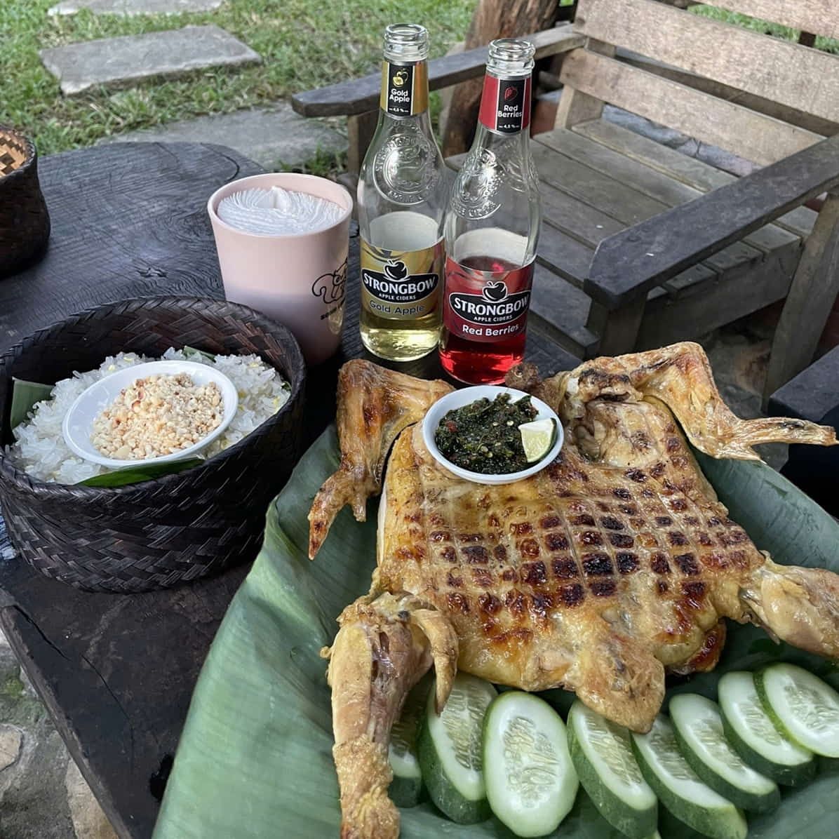 Mẹt Gà Cùng Muối Cheo Hấp Dẫn