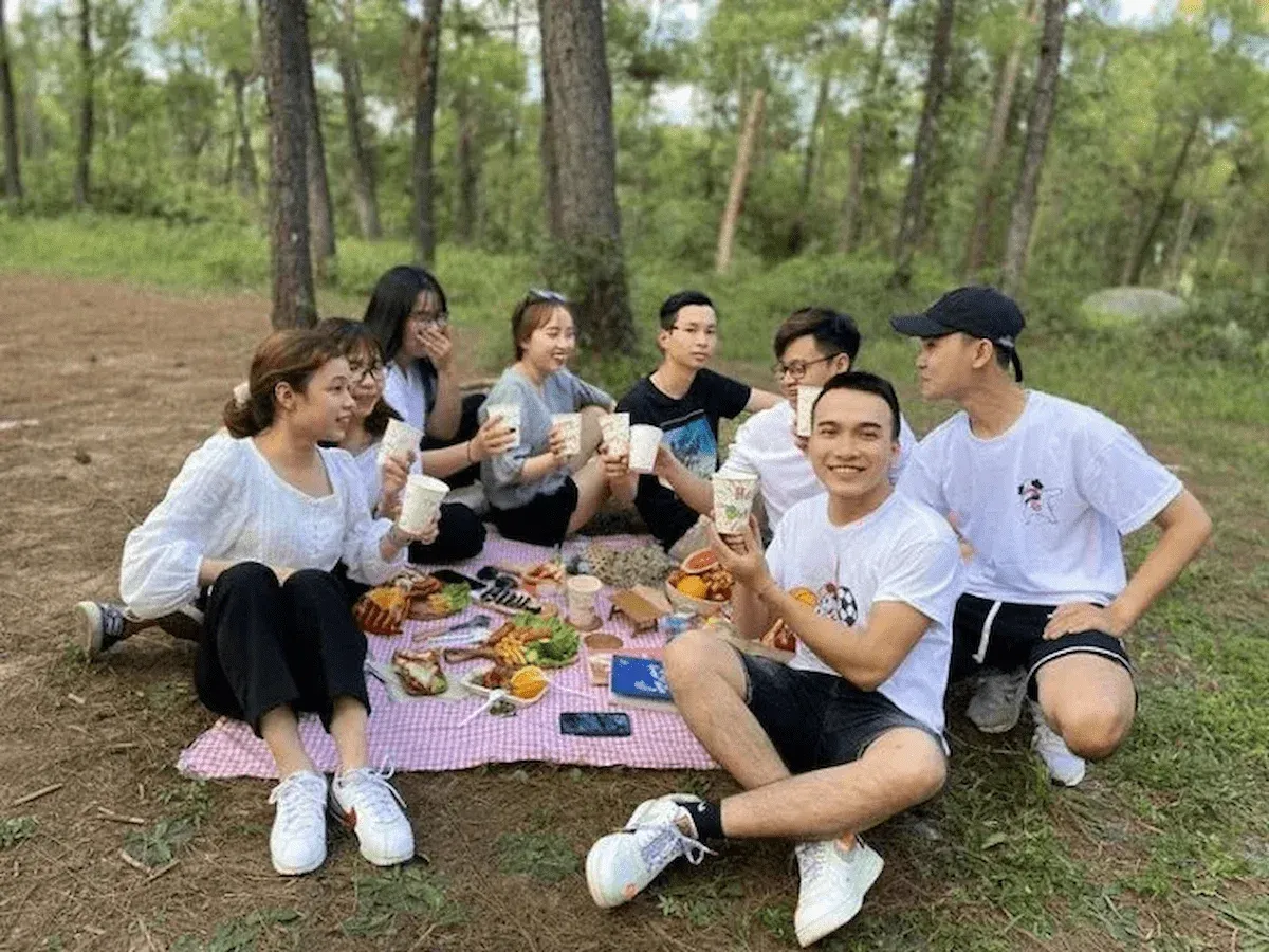 Picnic ở đồi Thiên An