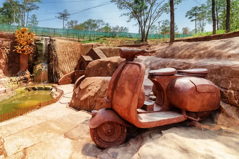 3. Huge Scooter Is the Highlight of Sculpture Tunnel of Dalat