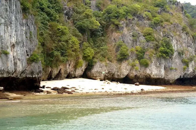 Van Boi Beach of Lan Ha Bay