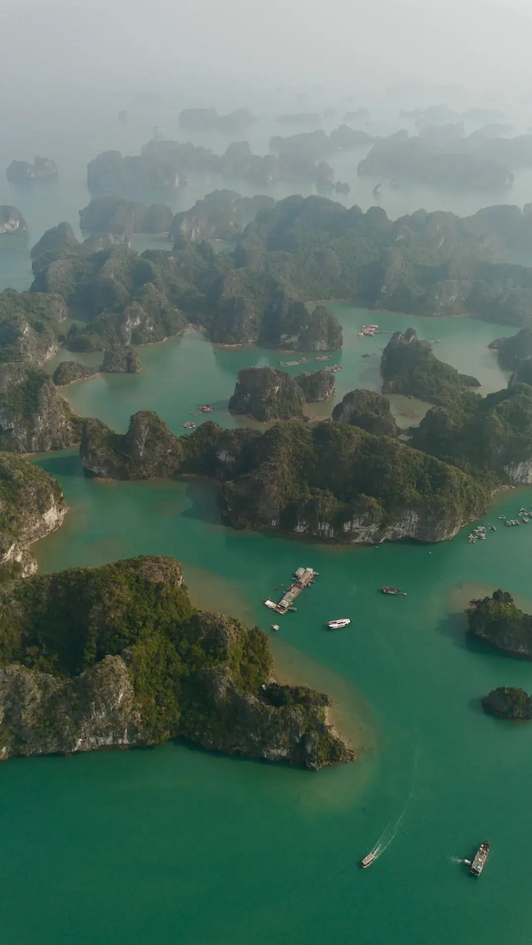 Bai Tu Long Bay Is a Perfect Alternative for Halong Bay if You Like a Peaceful Experience
