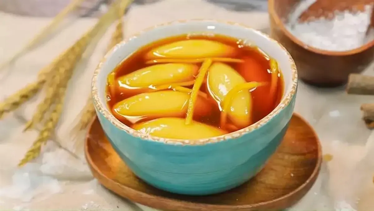 Bánh trùng mật mía Tam Đảo