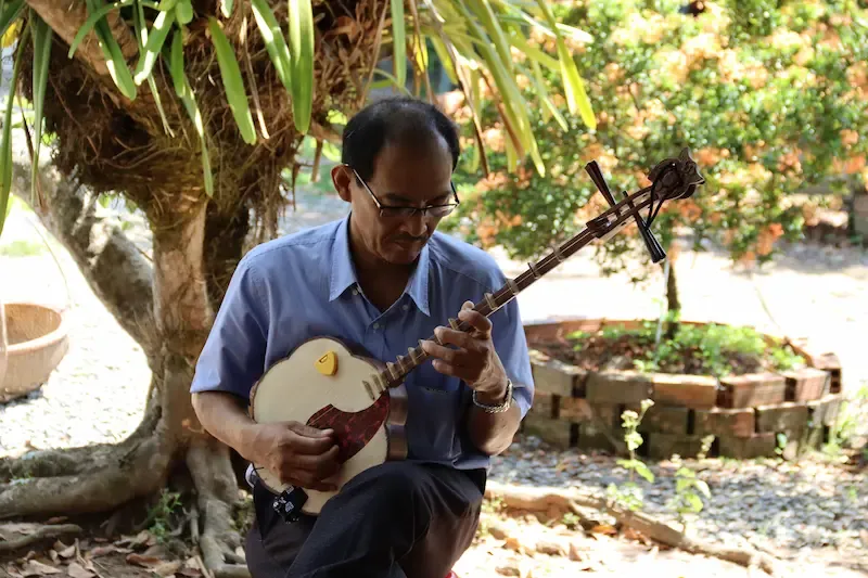 8.dan Nguyet Is the Instrument Used for Playing During Traditional Opeara in Vietnam